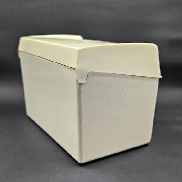 VTG 1970s Retro Flowers Beige Plastic Flip top Recipe Card Box ✨HP✨ - Picture 2 of 7